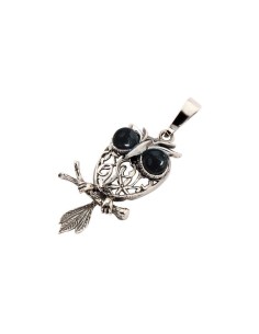 Silver pendant decorated with onyx in 1669 owl