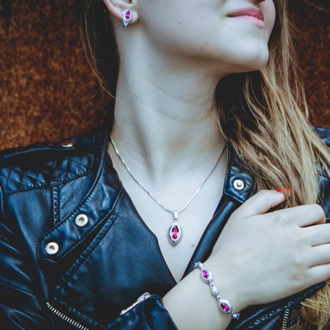 Silver earrings with Swarovski crystals K3 1892