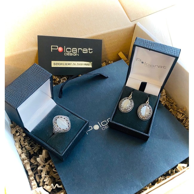 Exclusive leather packaging for earrings GA25Z3