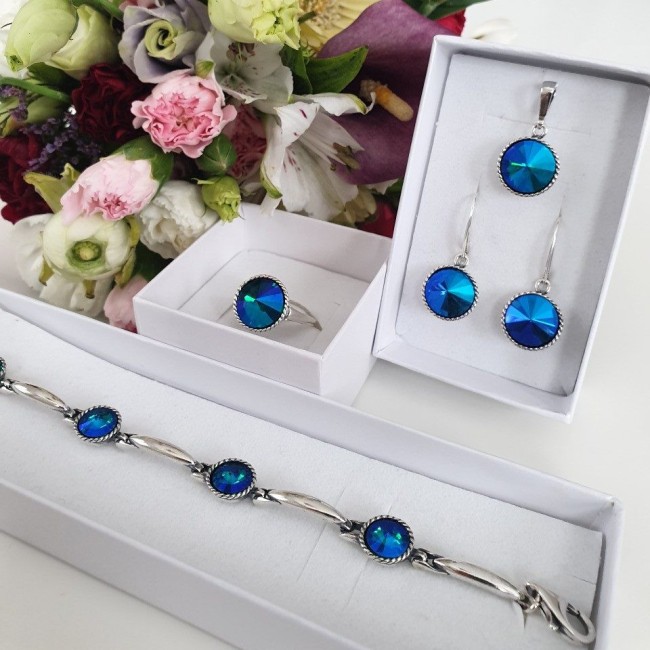 Silver bracelet decorated with crystals L 2106 Polcarat Design