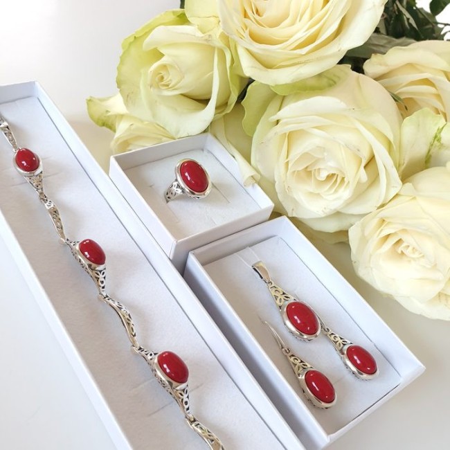 Silver set of silver jewelry with corals KPL 2099 Polcarat Design