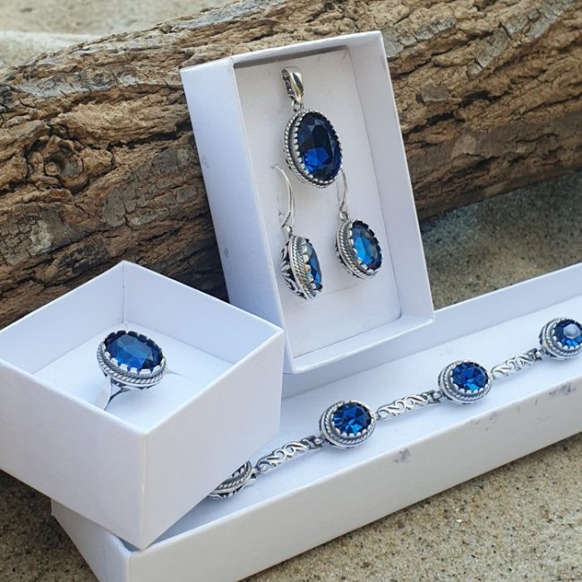 K 2126 Silver Crystal Earrings - Polcarat Design