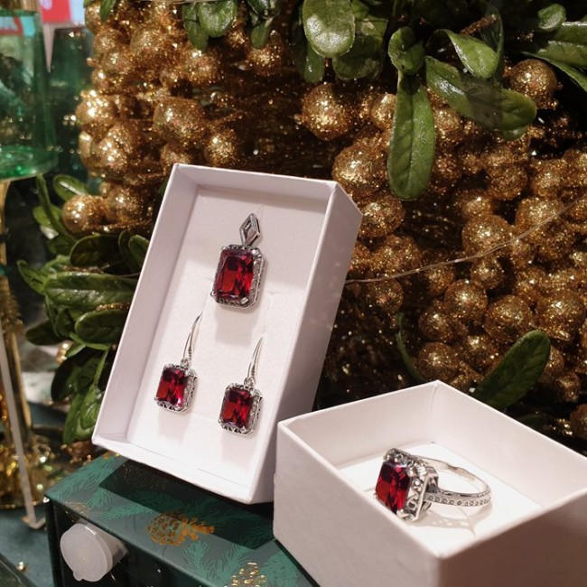 Set silver zircons KPL 1547