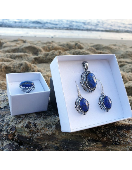 Silver earrings with Lapis Lazuli. The largest selection of jewelry with natural stones at Polcarat Design.