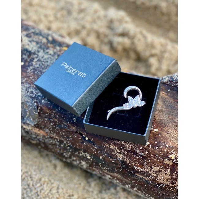 broszka srebrna z cyrkoniami