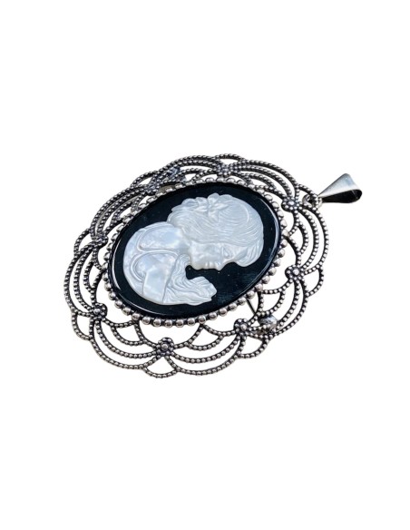 Silver cameo pendant brooch