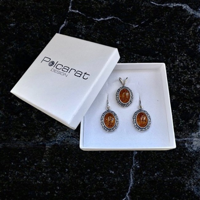 Silver set (pendant and earrings) with amber BU 027