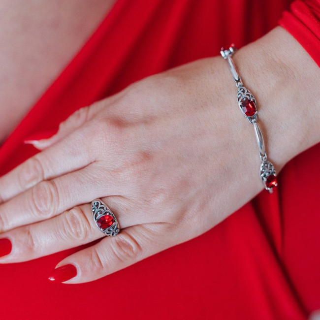 Oxidized silver bracelet with crystals L 2050