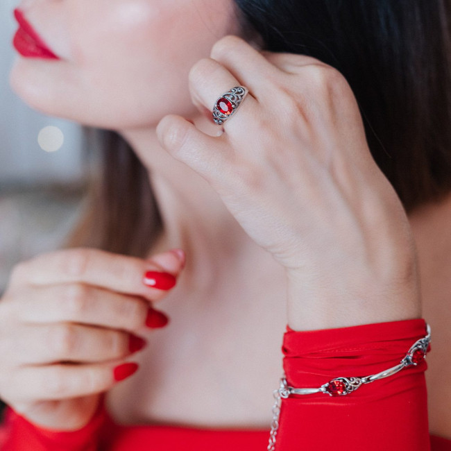 Oxidized silver bracelet with crystals L 2050