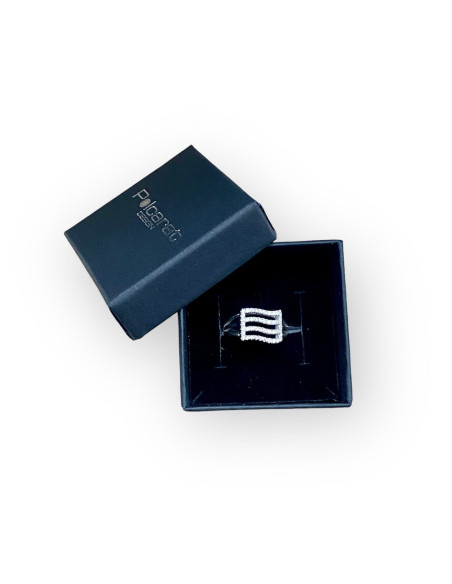 srebrny rodowany pierścionek z cyrkoniami