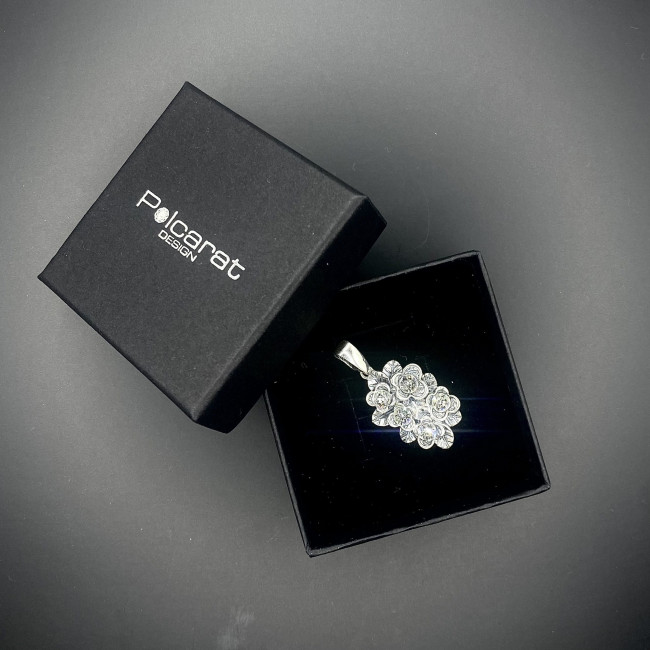 Srebrny oksydowany wisiorek W 2026|Polcaratdesign.pl Biżuteria