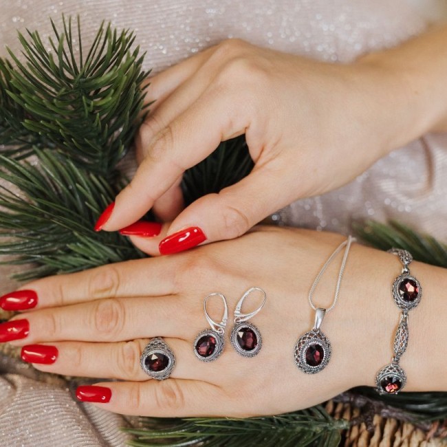 Hanging silver earrings with crystal K 2159 - Polcarat Design