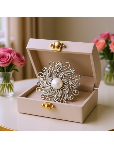 Brooch with white pearl B 171