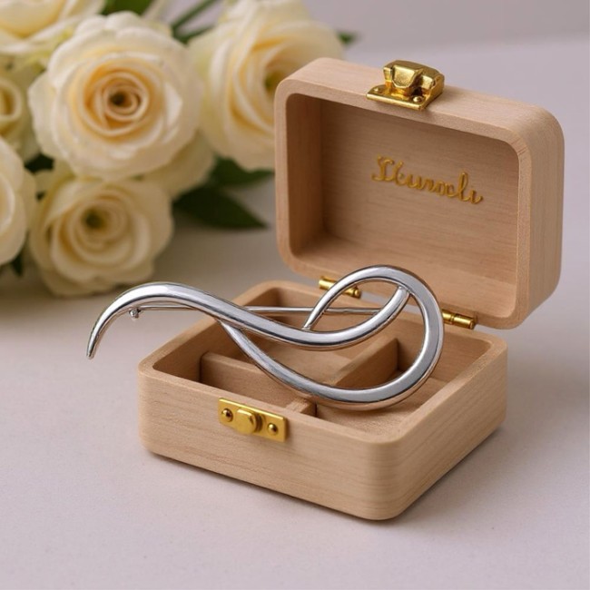 Silver brooch without stones B 4004 Polcarat Design