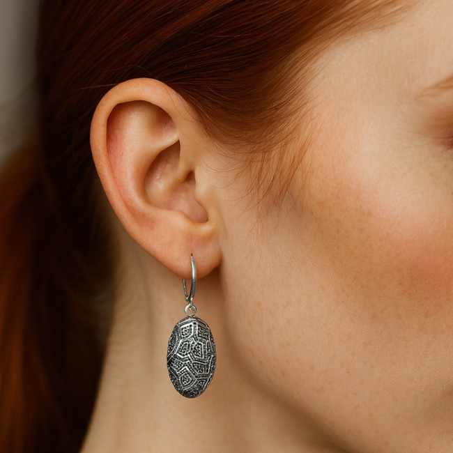 Kolczyki wiszące z motywem stokrotek w srebrze 925 K 1830|Polcaratdesign.pl Biżuteria