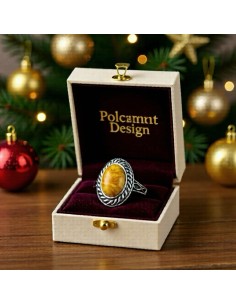 Srebrny pierścień z mlecznym bursztynem PK 1967 Polcarat 2