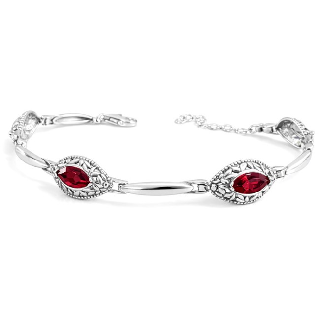 Silver bracelet with Swarovski crystals L 1937