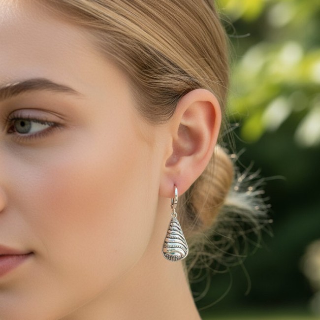 K 1757 oxidized silver earrings