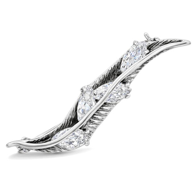 Silver brooch decorated with zircons B 147