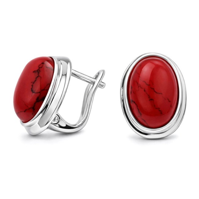 Silver earrings decorated with corals K3 585 Coral