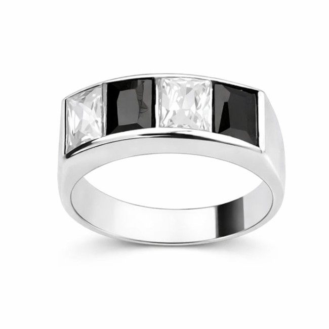 Silver ring with zircons PK 673