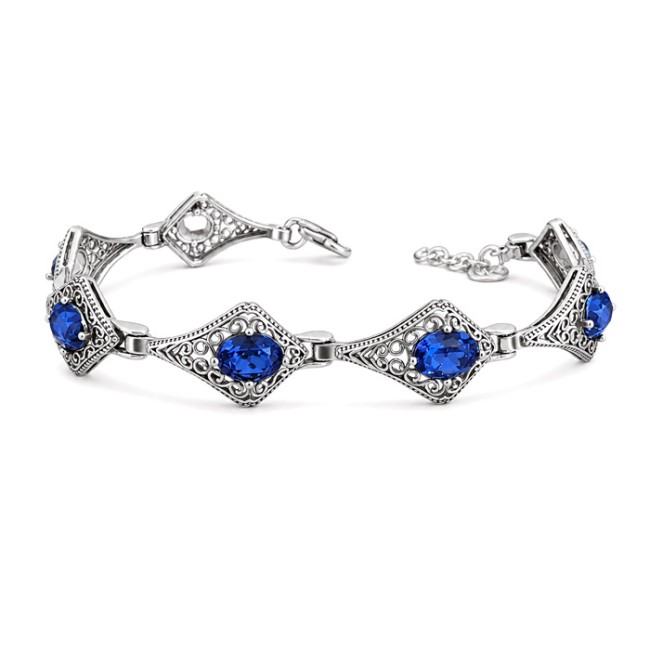 Silver bracelet with Swarovski crystals L 1768