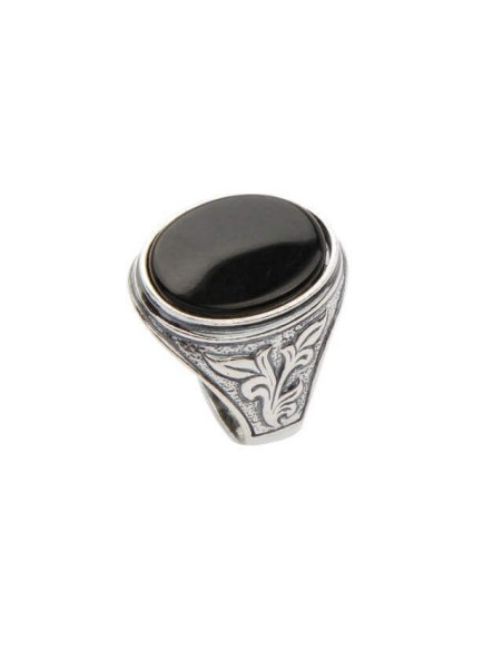 Silver signet ring decorated with Onyx PB 290 Onyx