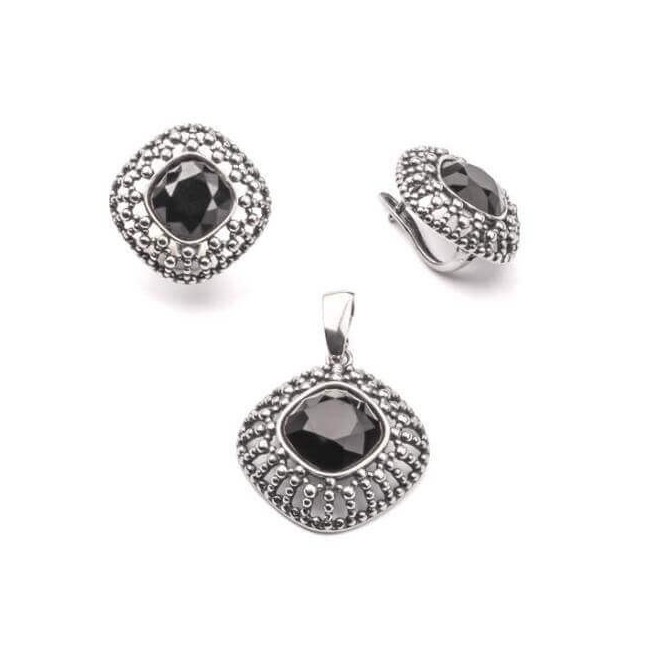 Wisiorek srebrny z kryształem Swarovski W 1754|Polcaratdesign.pl Biżuteria