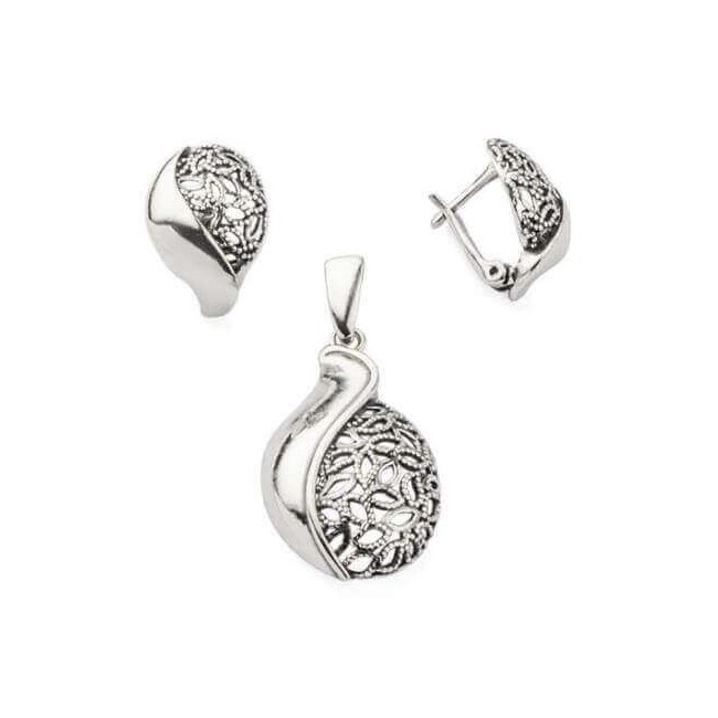 Silver oxidized pendant W 1884