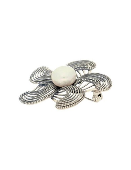 Brooch with white pearl B 168 Brooch with white pearl B 168
