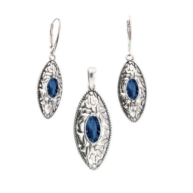 Swarovski K 1937 oxidized silver earrings with crystals