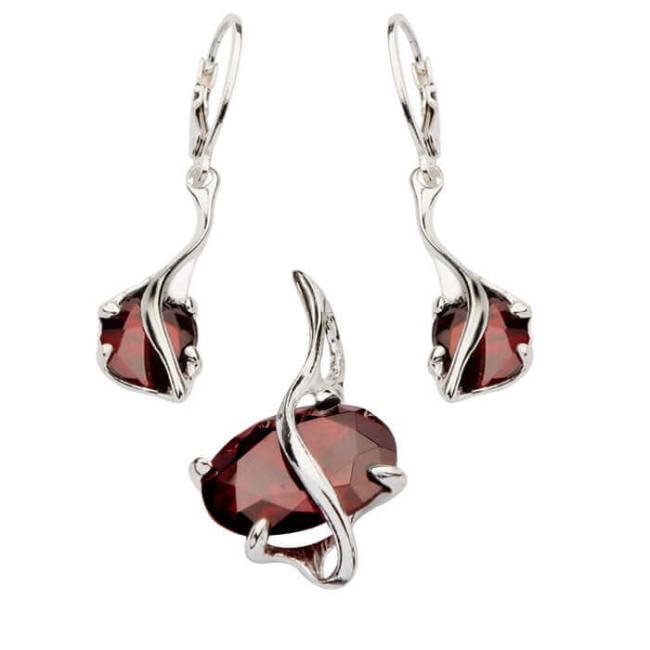 Silver bracelet decorated with zircon L 1638