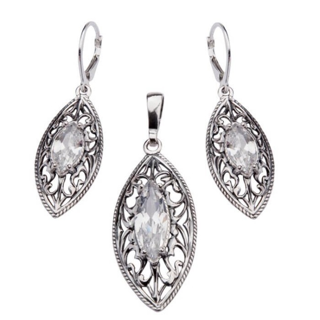 K 1574 Silver Zirconia Earrings