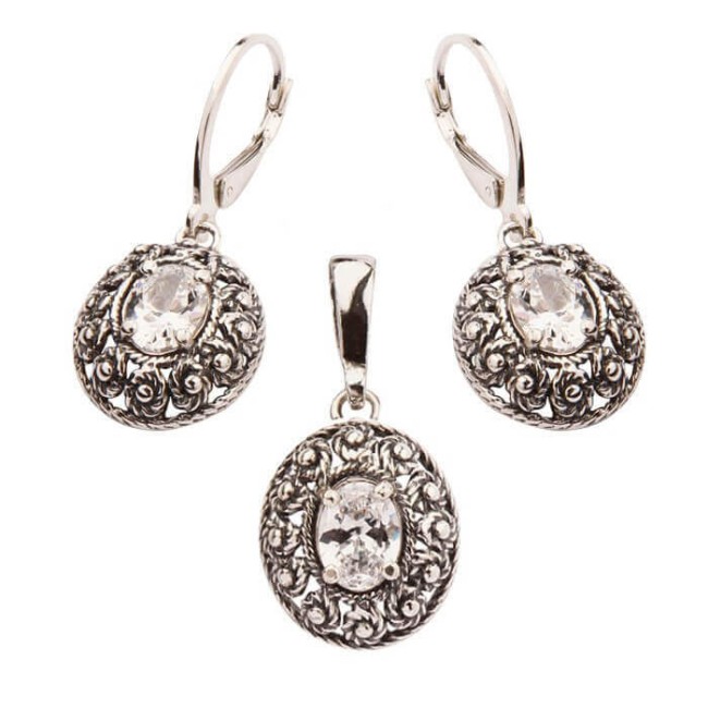 Silver ring decorated with zircon PK 1617