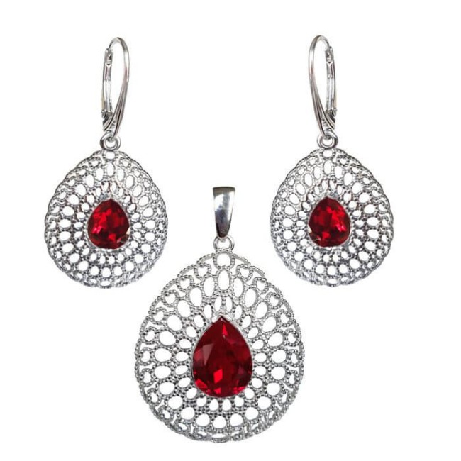 Silver pendant with Swarovski crystal W 2025