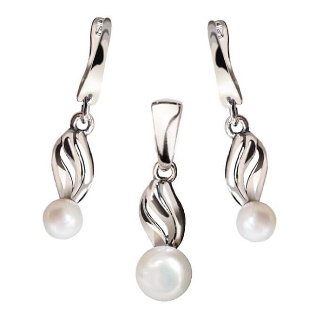Silver earrings with pearls K 2058