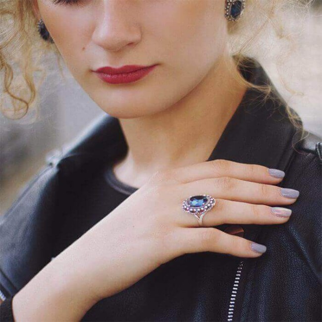 Silver ring with Swarovski crystal Siam Oval PK 1727