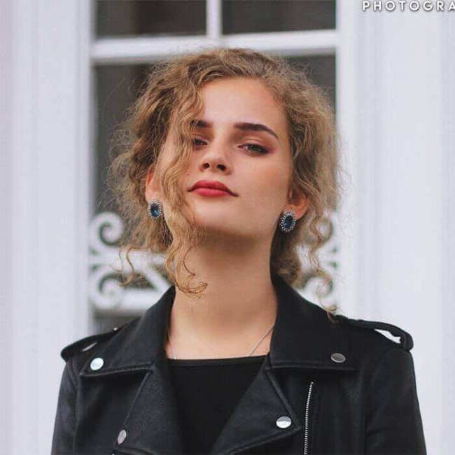 Swarovski Oval Crystal Silver Earrings K 1727