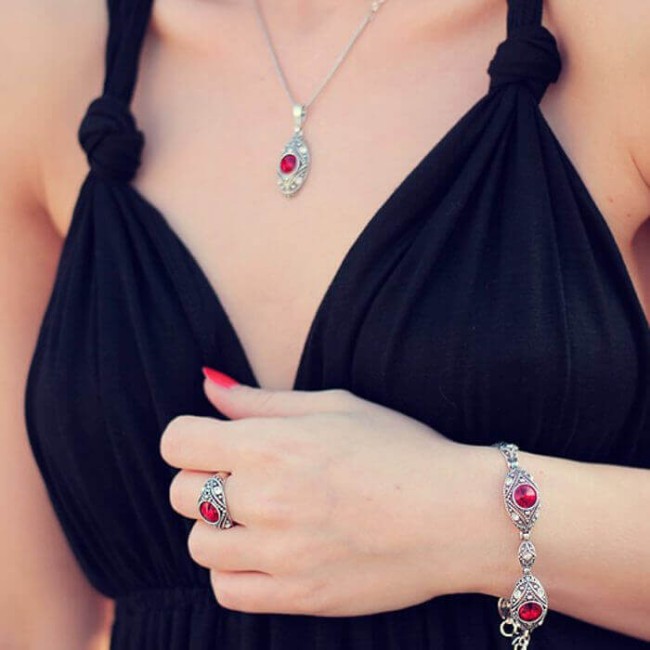 Srebrny oksydowany wisiorek Swarovski Crystal W 1828|Polcaratdesign.pl Biżuteria