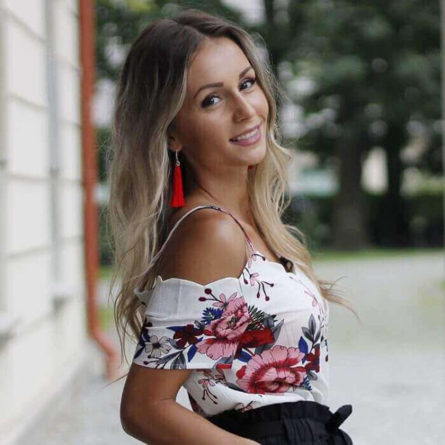 Silver earrings colored tails K 3000