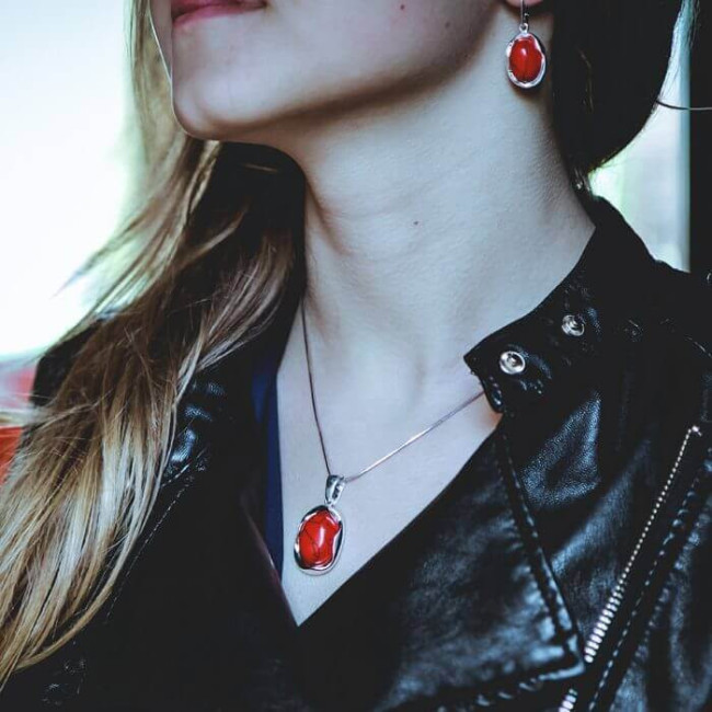 Silver set decorated with coral KPL 1733 Coral