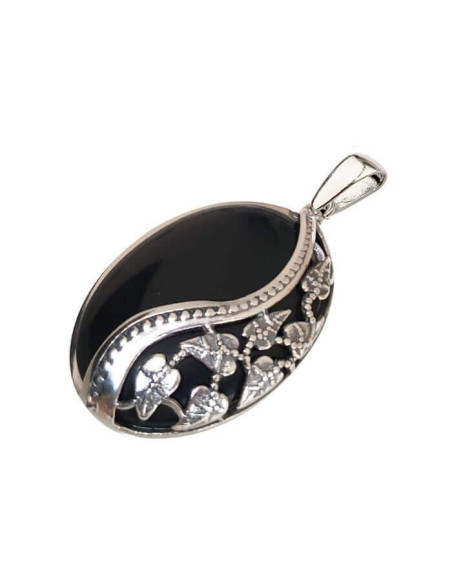 Silver oxidized pendant with onyx W 1716 Onyx