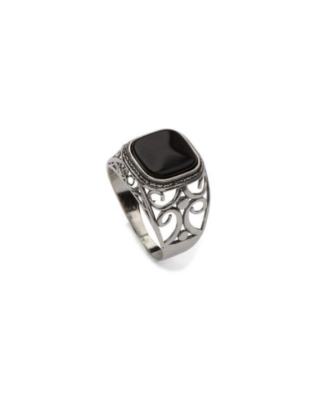 Silver signet ring decorated with Onyx PB 339 Onyx Silver signet ring decorated with Onyx PB 339 Onyx