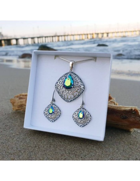 Silver oxidized pendant with zircons W 2075