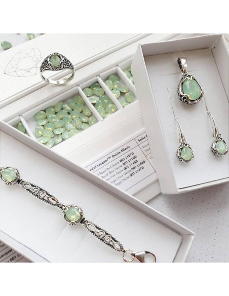 Silver oxidized bracelet with zircons L 2084