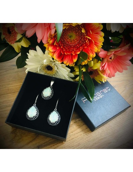 K 2087 Silver Crystal Earrings