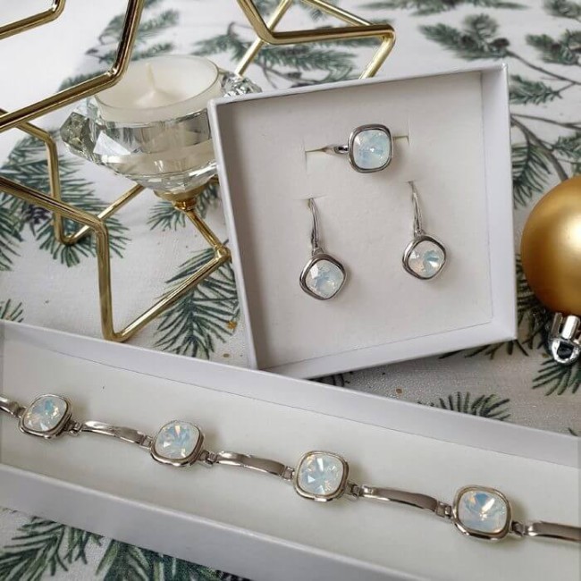 Polcarat Design oxidised silver k3 2092 crystal earrings