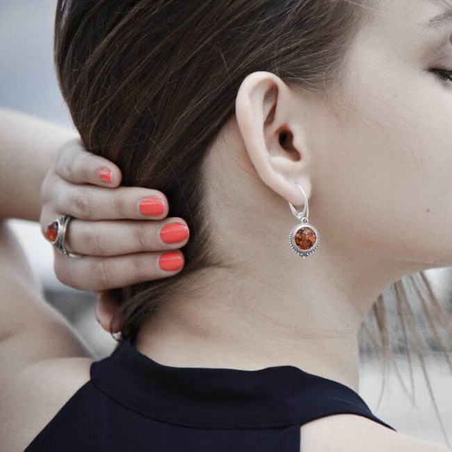 Silver earrings with amber K3 1802 Polcarat Design